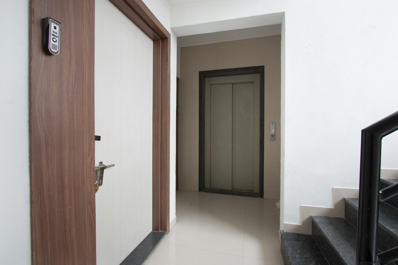 Hotel OYO 9052 Leisurely Abode Khadki Exterior foto